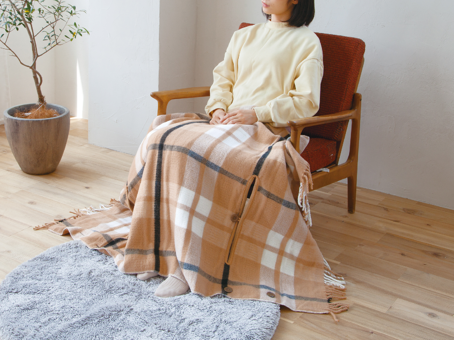 1_2-130 イメージ:手軽に使える電気肩ひざ掛け