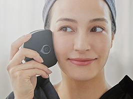 1_2-38 イメージ:フェイスラインにフィット