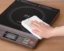 2_2-164 イメージ:お手入れ簡単、ガラス天面