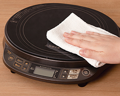 2_2-167 イメージ:お手入れ簡単、ガラス天面